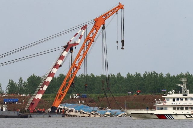 Εξανεμίζονται οι ελπίδες για ανεύρεση επιζώντων στον ποταμό Γιανκγτσέ