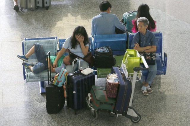 Bali Airport Closed after Mount Raung eruption