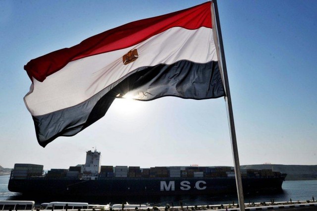 New addition to Suez canal opened to shipping with great fanfare