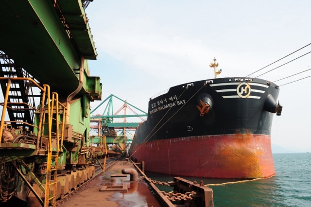 Η δυσοίωνη κατάσταση της ναυλαγοράς “χτυπά” και την Hanjin Shipping