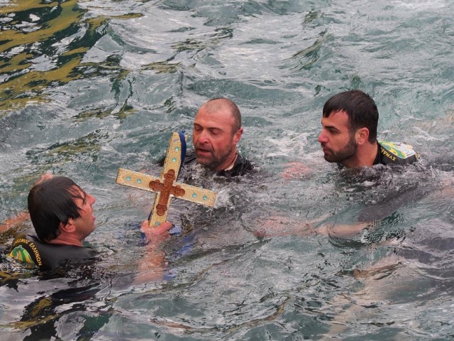 Θεοφάνεια: Ο εορτασμός της μεγάλης χριστιανικής εορτής στην Ελλάδα (φωτογραφίες)