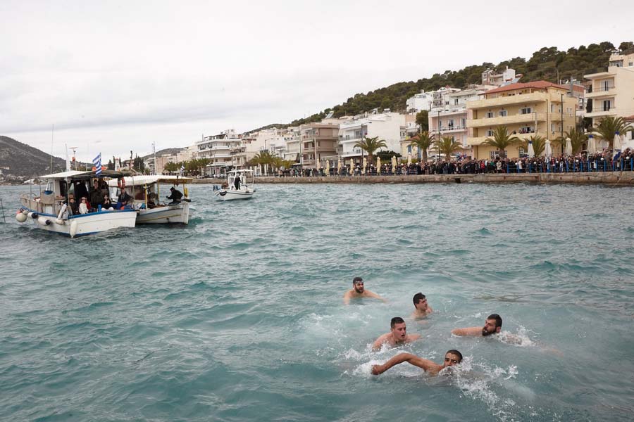 ΘΕΟΦΑΝΕΙΑ ΣΑΛΑΜΙΝΑ - ΚΥΡ. ΜΗΤΣΟΤΑΚΗΣ