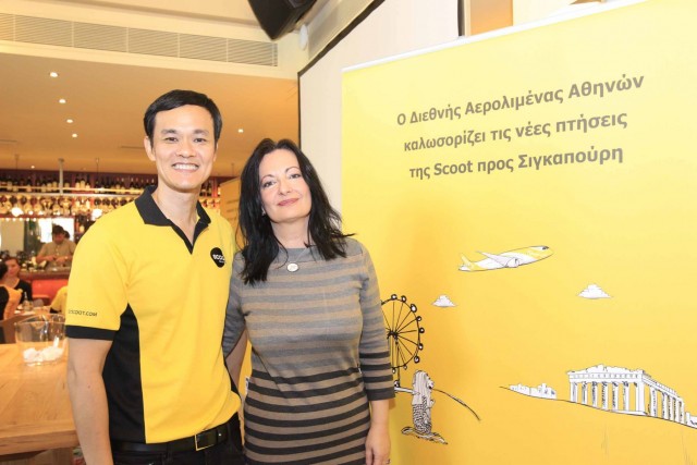 Ο CEO της Scoot, Lee Lik Hsin με τη Διευθύντρια Marketing & Επικοινωνίας του ΔΑΑ, Ιωάννα Παπαδοπούλου