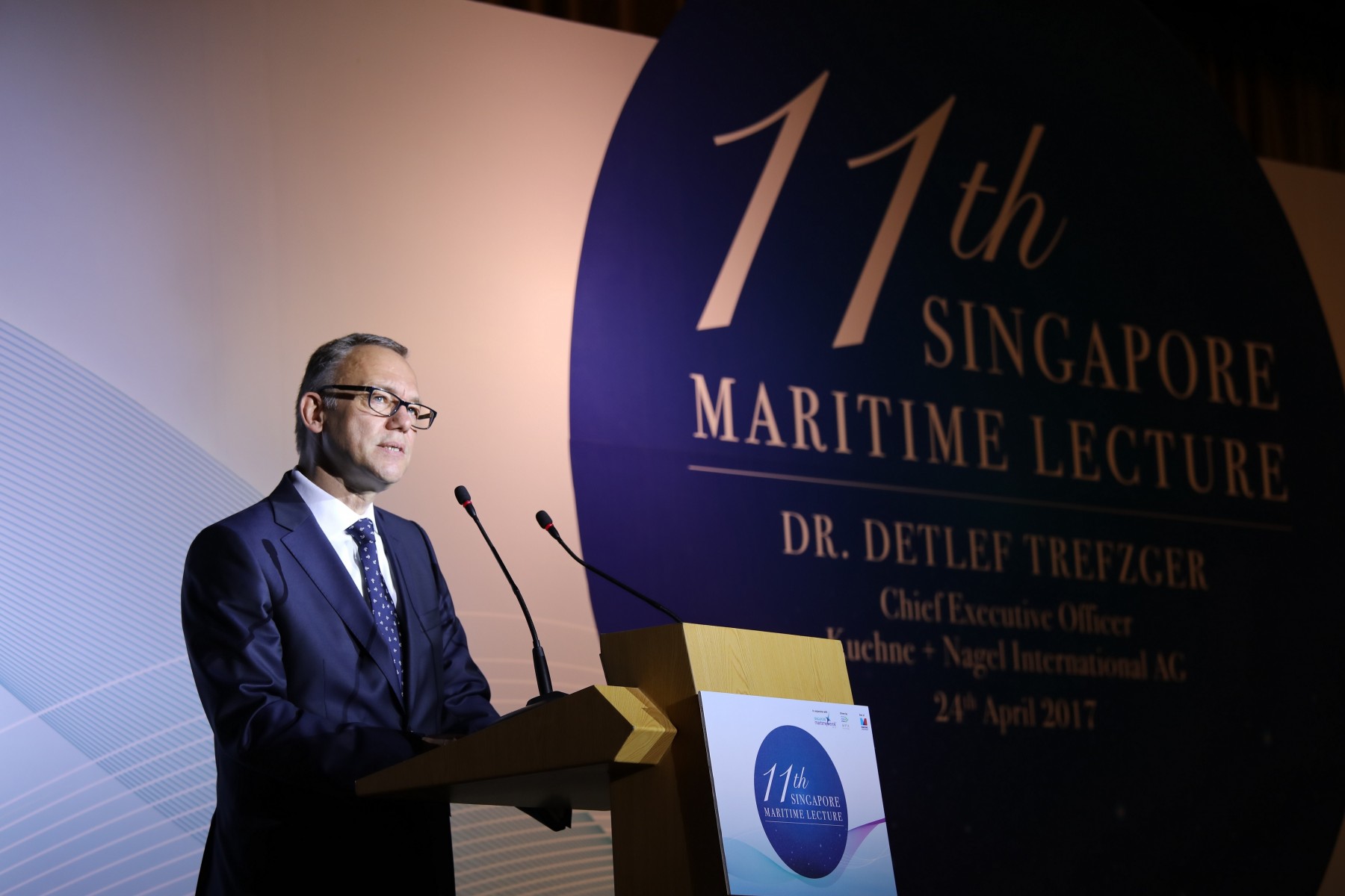 O Dr. Detleft Trefzger, CEO  της Kuehne + Nagel International AG και μέλος του nternational Maritime Centre (IMC) 2030 Advisory Committee