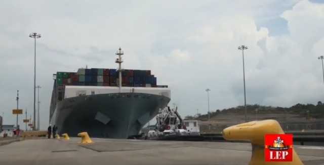 φωτο containership στη διωρυγα του παναμα