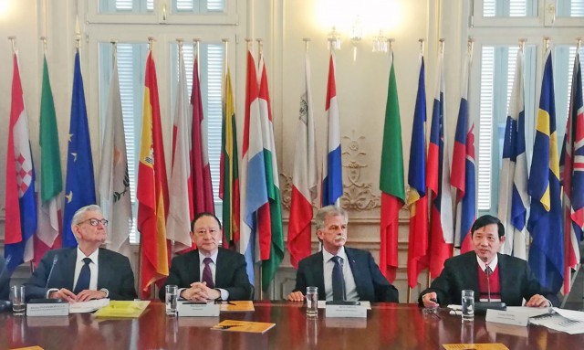 Γιατί η Ευρώπη καλοβλέπει την Ταϊβάν, παρά την δυσαρέσκεια του Πεκίνου; Γιατί η Ευρώπη καλοβλέπει την Ταϊβάν, παρά την δυσαρέσκεια του Πεκίνου;