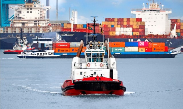 Λιμάνι Αμβέρσας: Τα containers «έσωσαν» τη χρονιά
