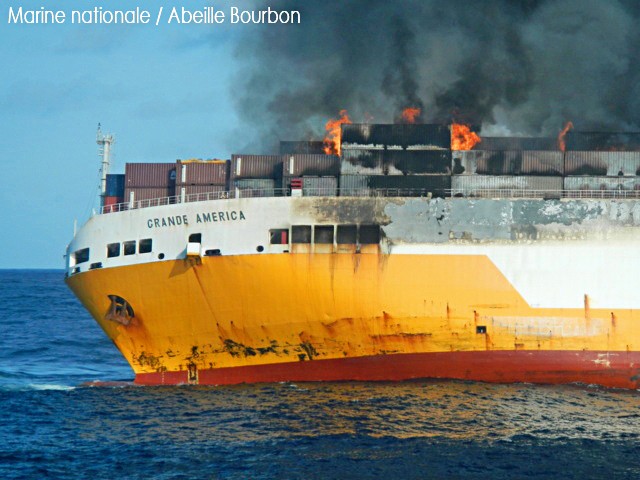 Italian vessel sank off the French coast