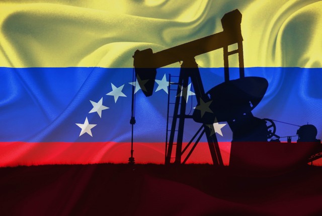 Σε πετρελαϊκές συμμαχίες προσβλέπει το Καράκας