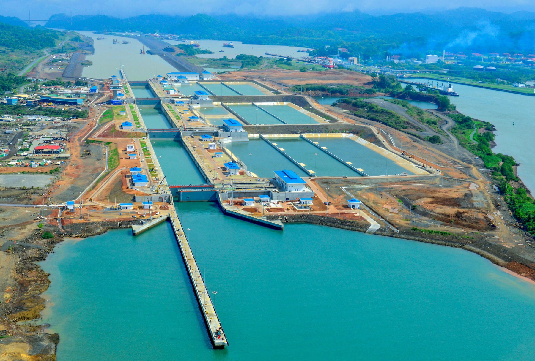 The panama canal. Панамский канал панама. Панамский канал 2. Латинская америка панамский канал. Панамский канал.
