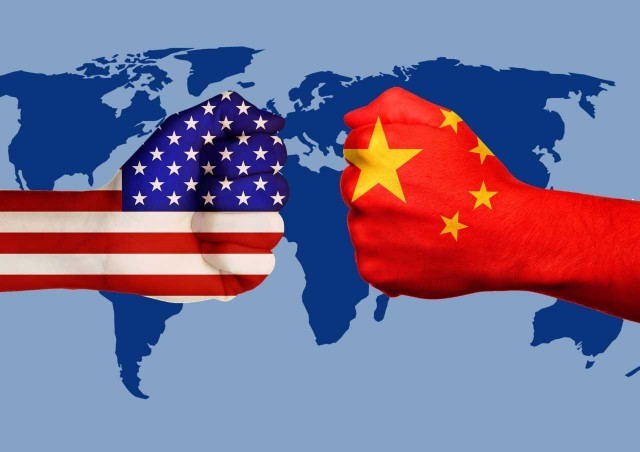 Πεκίνο καλεί Ουάσιγκτον για εμπορική συμφωνία