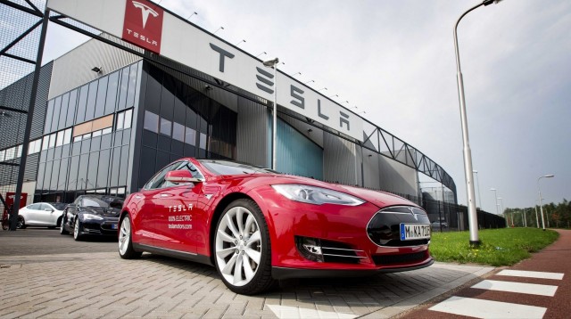 Η αυτοκινητοβιομηχανία στη μετά-Tesla εποχή