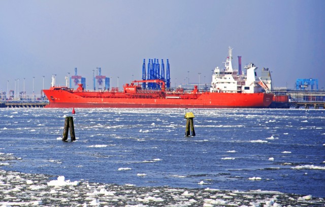 Σουηδία: Κάμψη στις εισαγωγές ρωσικού πετρελαίου