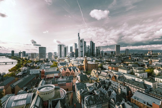 Βερολίνο: Το 2022 η επιστροφή στα προ κορονοϊού επίπεδα της οικονομίας