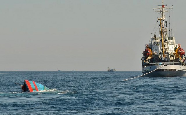 Vietnam accuses China of terrorism over fishing boat sinking