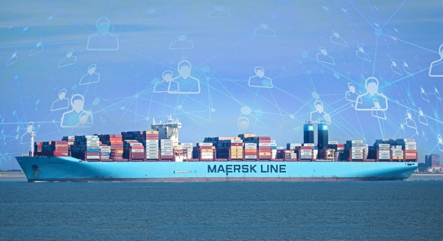 Στροφή σε online παραγγελίες για τη Maersk
