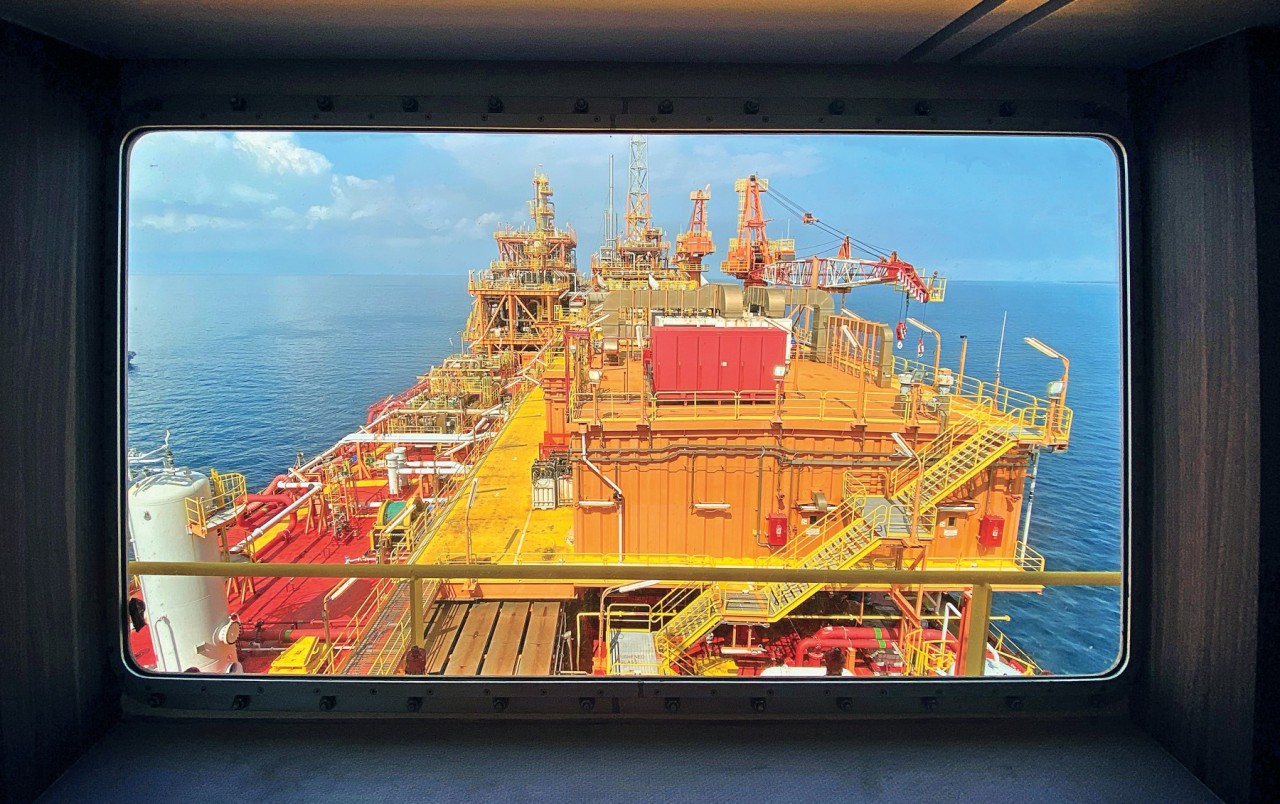 Στρατηγική συνεργασία σε R&D για ADNOC και ExxonMobil