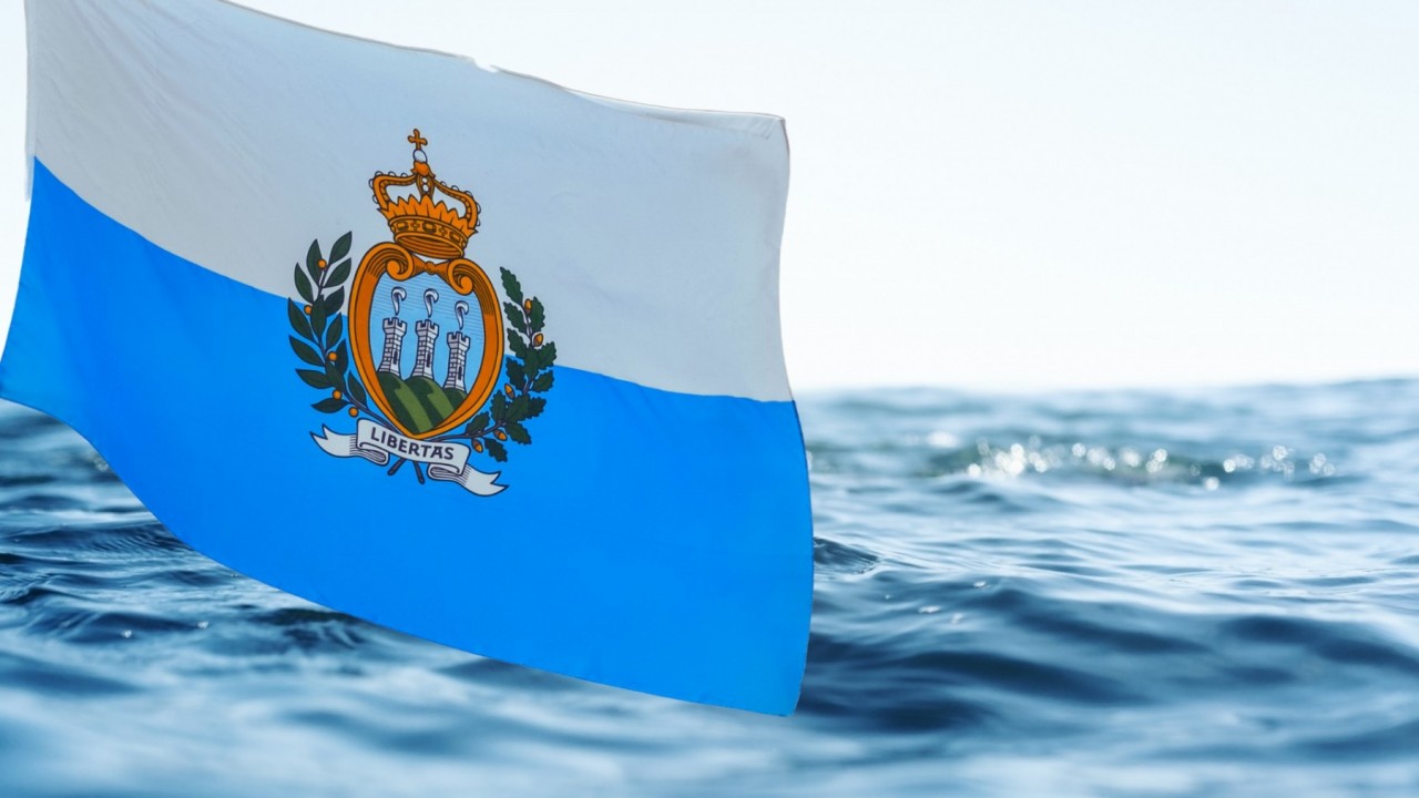 Το νέο Νηολόγιο του Αγίου Μαρίνου και οι ναυτιλιακές βλέψεις ενός περίκλειστου κράτους