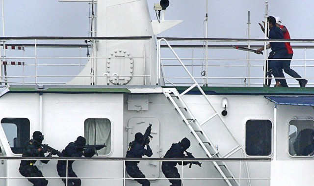 Πειρατεία: 6 ναυτικοί απήχθησαν στον Κόλπο της Γουινέας