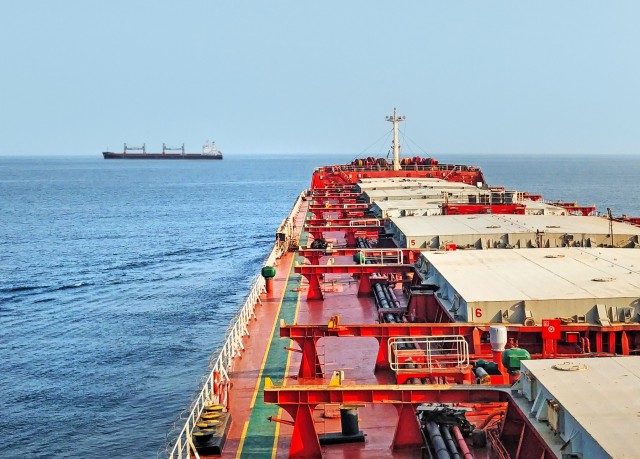 Στα ύψη η συμφόρηση bulk carriers