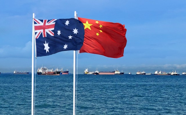 «Η Κίνα θα προτιμούσε να γονατίσει την Αυστραλία»: Το δριμύ κατηγορώ των ΗΠΑ
