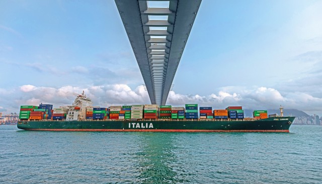 Εκτιμήσεις για περαιτέρω πτώση της ναυλαγοράς των containerships