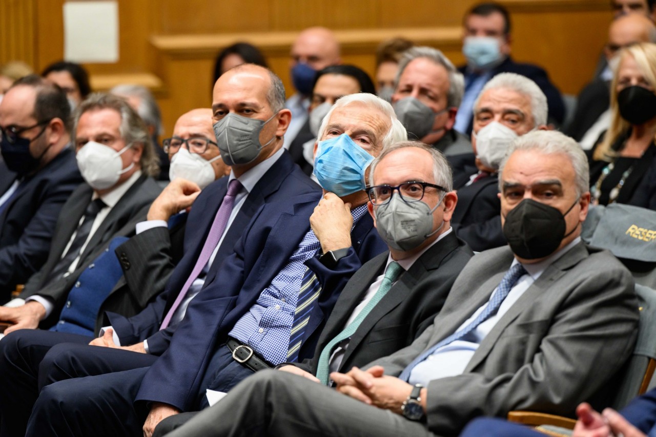Στιγμιότυπο από την εκδήλωση. Διακρίνονται οι καθ. Ιωάννης Γκόλιας (Ίδρυμα Ευγενίδου), κ. Δημήτριος Φαφαλιός, κ. Πάνος Λασκαρίδης, κ. Γεώργιος Αγγελόπουλος, καπτ. Παναγιώτης Τσάκος και κ. Χαράλαμπος Σημαντώνης