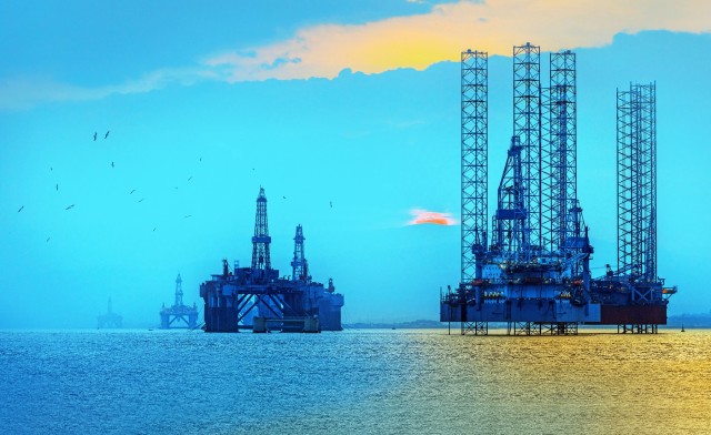 IEA: Δυνητικά έσοδα $4 τρισ. για τις εταιρείες πετρελαίου και φυσικού αερίου