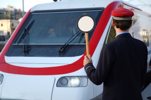 Αθήνα-Θεσσαλονίκη: Μια νέα εποχή ταξιδιού με τα ETR τρένα