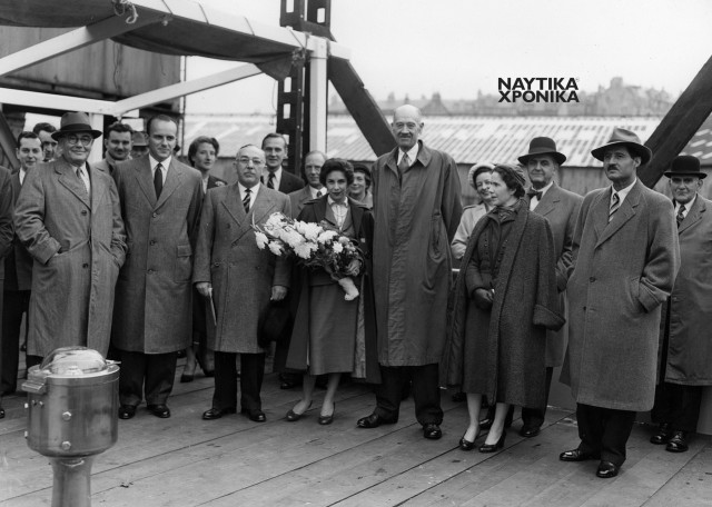 «Κυματίζει η κυανόλευκος»: Η καθέλκυση του «Μαριέττα Νομικού» στη Σκωτία «Κυματίζει η κυανόλευκος»: Η καθέλκυση του «Μαριέττα Νομικού» στη Σκωτία