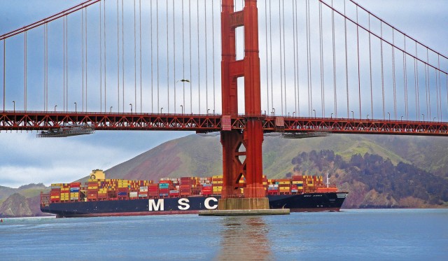ΗΠΑ: Πράσινο φως για το Ocean Shipping Reform Act