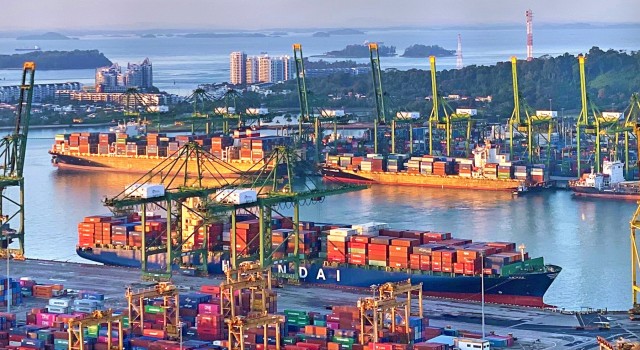 Βελτίωση στις έγκαιρες αφίξεις containerships