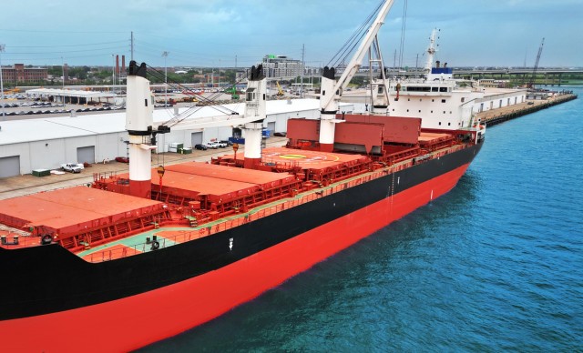 Bulk carriers: Η προσφορά, αιχμή του δόρατος για τους ναύλους