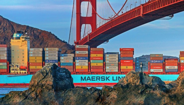 H Maersk ακάθεκτη προς τα κέρδη