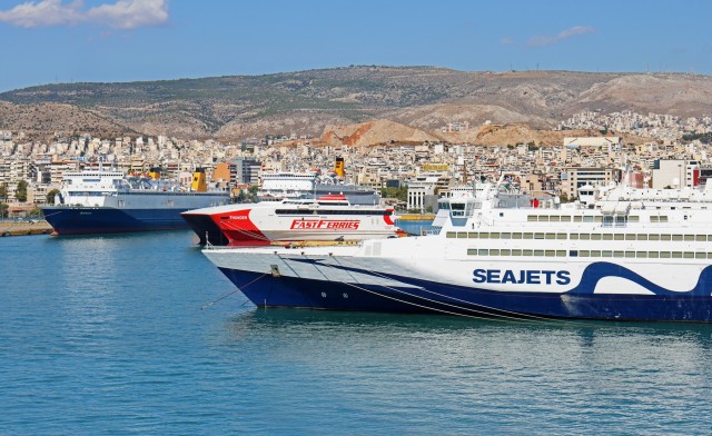 Δύσκολη εξίσωση η ανανέωση του ελληνικού ακτοπλοϊκού στόλου
