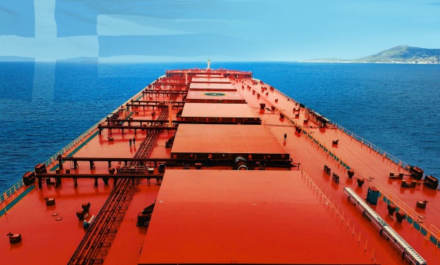 Οι Έλληνες πλοιοκτήτες «πυξίδα» στις αγοραπωλησίες bulk carriers