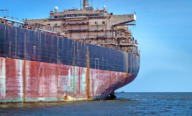 Τα πλοία μεταφοράς ξηρού φορτίου στο επίκεντρο της αγοράς διαλύσεων