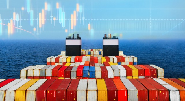 Containerships: Σταδιακή μεν, επίμονη δε η πτώση των ναύλων