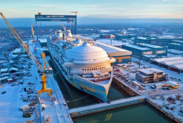 Το μεγαλύτερο κρουαζιερόπλοιο στον κόσμο στον στόλο της Royal Caribbean
