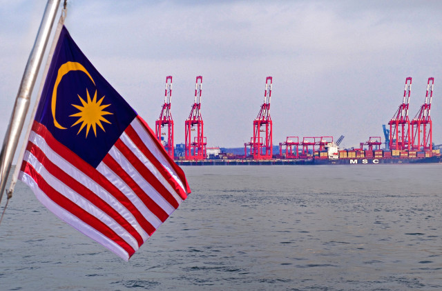 Μεγιστάνας της Μαλαισίας γυρνά την πλάτη στα λιμάνια