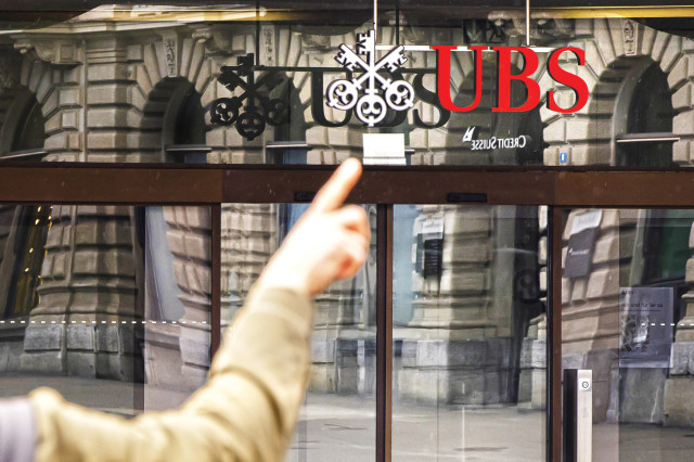 H UBS σπάει τα κοντέρ της κερδοφορίας