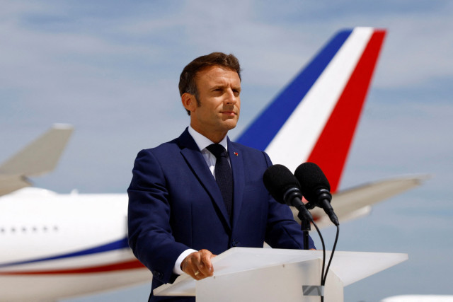 Καθαρά καύσιμα και νέοι κινητήρες για τις αερομεταφορές στις προτεραιότητες της Γαλλίας