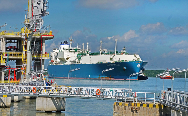 Με πλοίο της Maran Gas το πρώτο φορτίο LNG στο Βιετνάμ