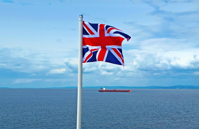 Το Ηνωμένο Βασίλειο «ρίχνει» άλλα $43 εκατ. για την απανθρακοποίηση της ναυτιλίας