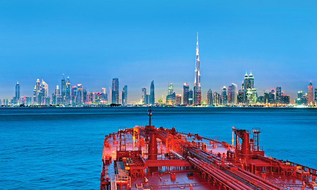 Αντίστροφη μέτρηση για την COP28: Η ναυτιλία με το βλέμμα της στο Ντουμπάι