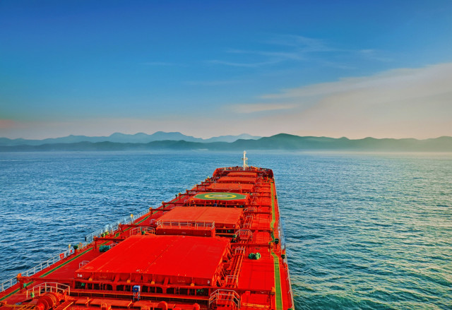 Bulk carriers: Προσφορά vs ζήτηση και στο βάθος Ερυθρά Θάλασσα και Παναμάς