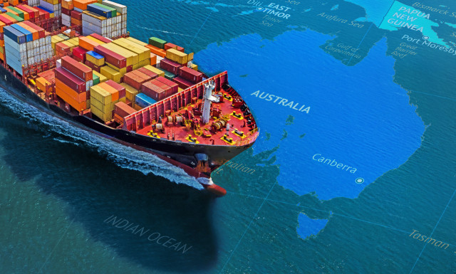 Η Αυστραλία κλείνει το μάτι στην εμπορική ναυτιλία