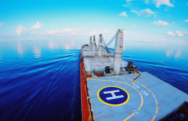 Ένωση δυνάμεων για το πρώτο πλήρως ηλεκτρικό πλοίο αυτόνομης εκφόρτωσης