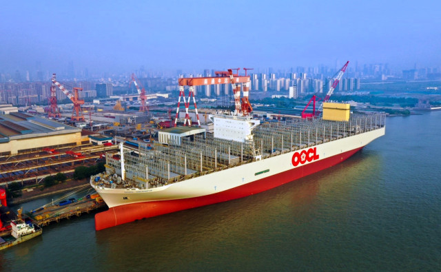 «OOCL Valencia»: Το νέο πράσινο mega-containership της OOCL