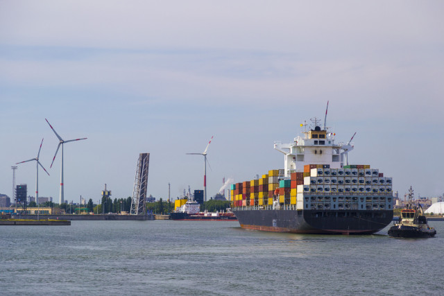 Οι πρώτοι πράσινοι ναυτιλιακοί διάδρομοι feeder containerships της Β. Ευρώπης